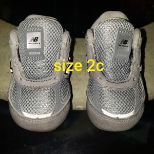 Toddler shoes (no box)